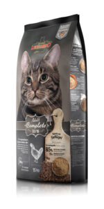 Leonardo Ξηρά Τροφή για Ενήλικες Γάτες με Κανονική ή και Χαμηλή Δραστηριότητα με Πουλερικά 15 kgr